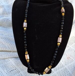Vintage Blace faceted Abalone bead necklace